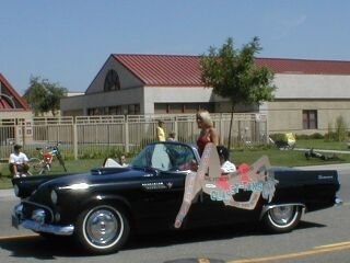 P7040038cs.jpg (16609 bytes)